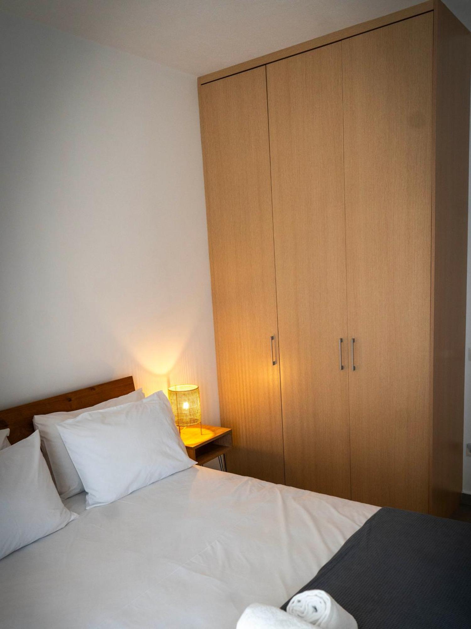 White Luxury Apartment Trikala  Exterior photo